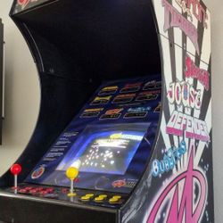 Midway 12 in 1 Arcade (2005)