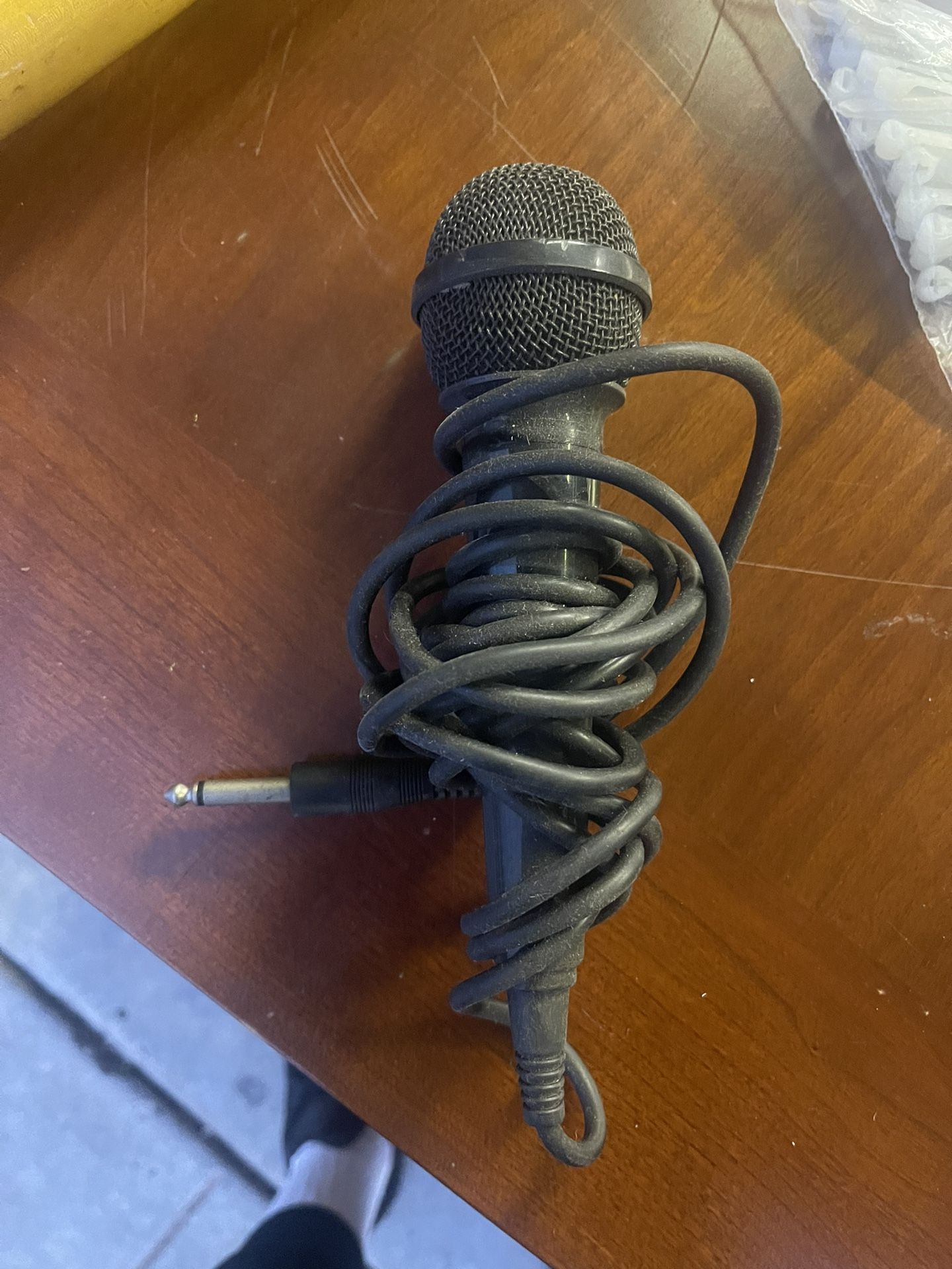 Microphone