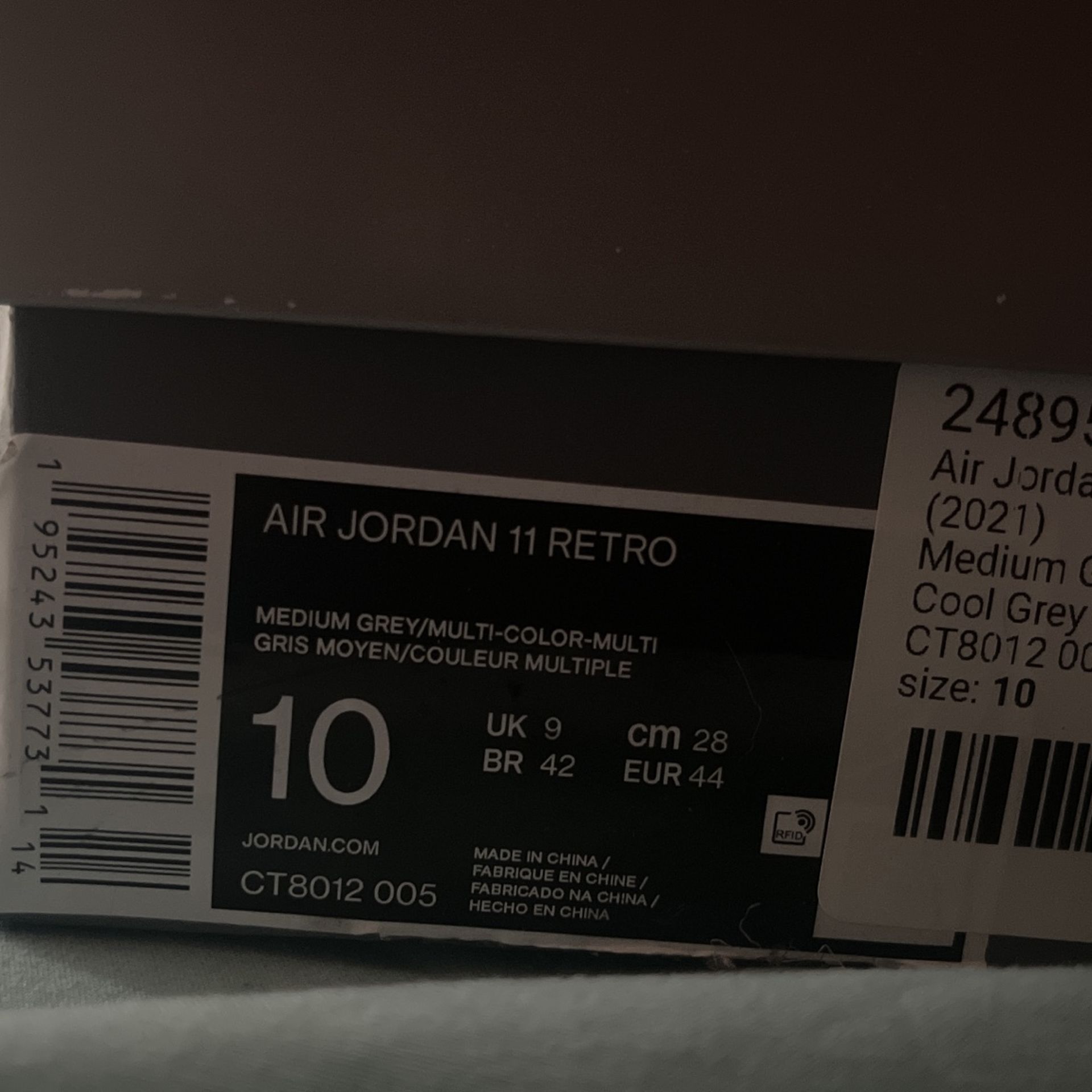 Deadstock Cool Grey 11s