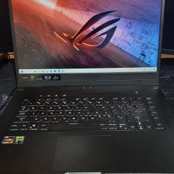 Asus Rog Zephyrus 15", Ryzen 7 4800HS, RTX 2060, 16GB RAM , 500 SSD M.2