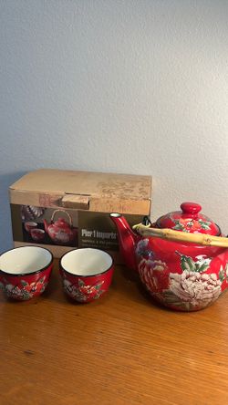 Pier one Hand painted Peony tea set for two / used once