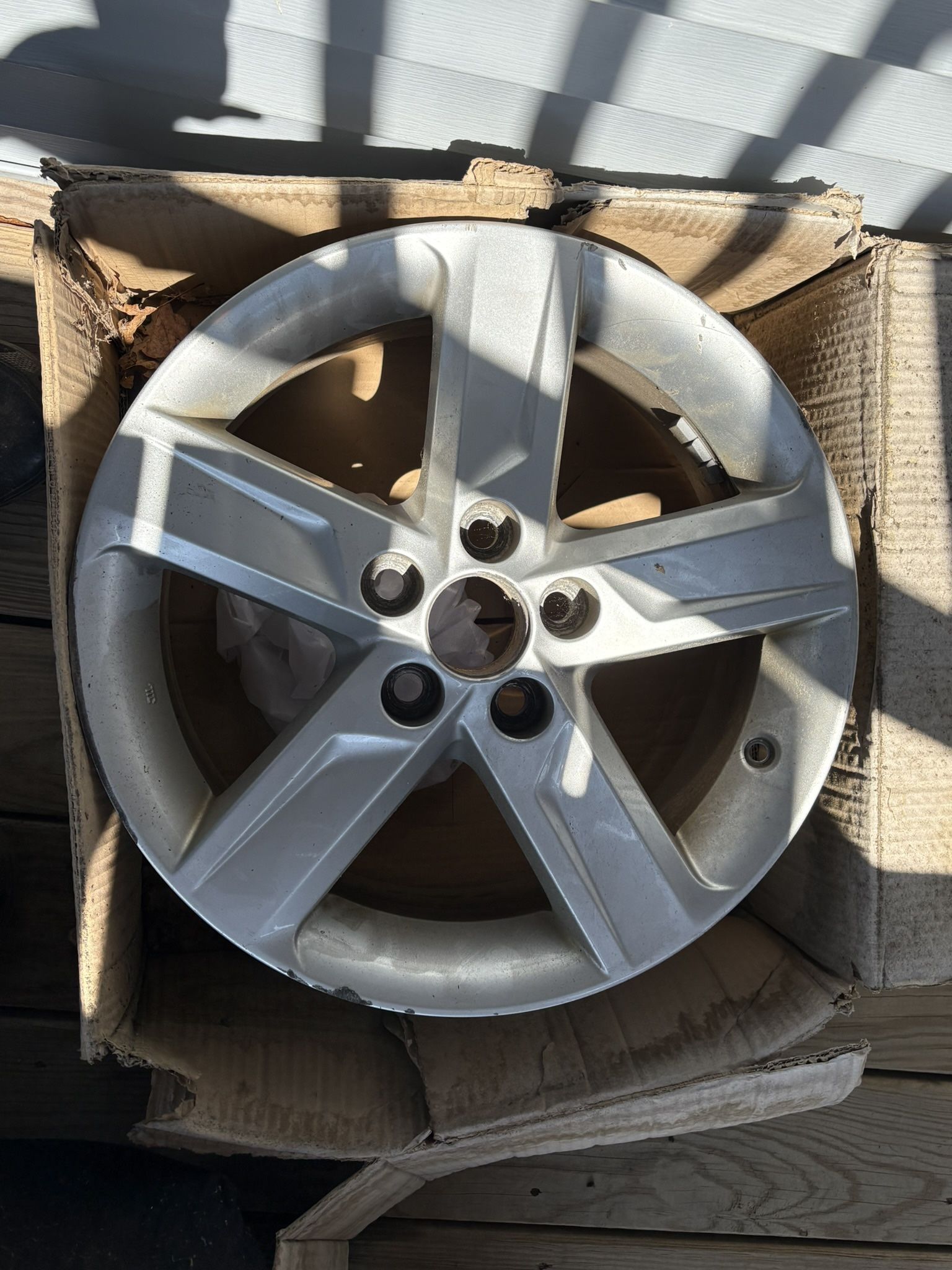 Secure Peace of Mind and a Perfect Match for Your Toyota Camry! ( Silver wheel rim available)