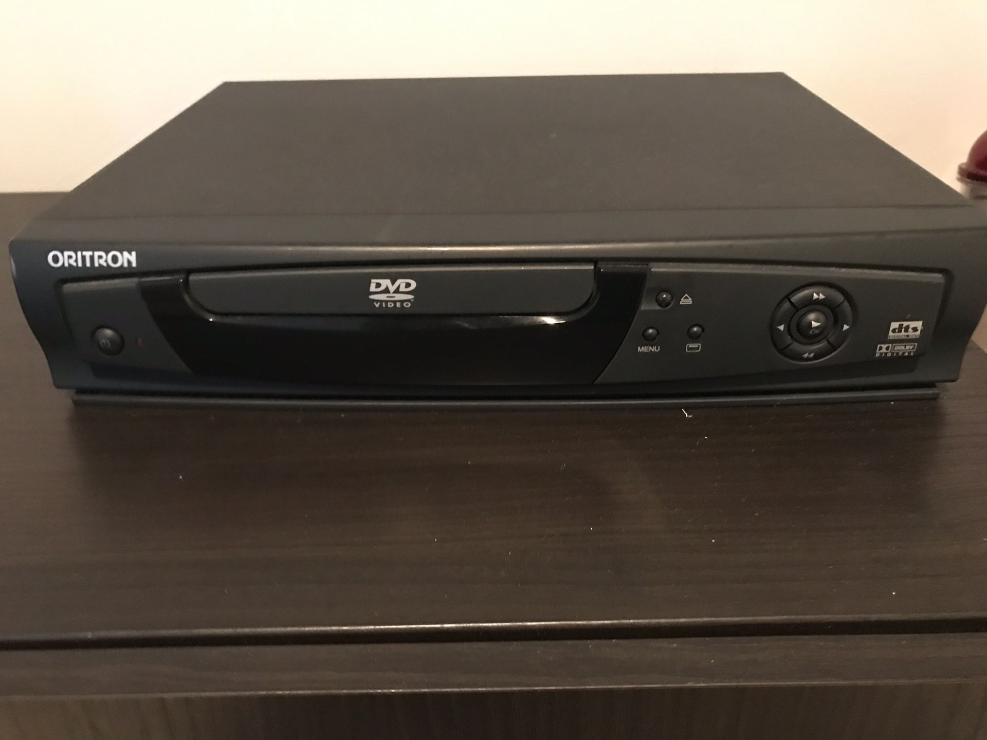 DVD PLAYER LIKE NEW