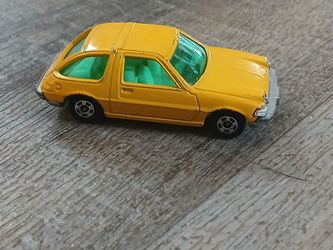 Vintage Tomica Toy Car