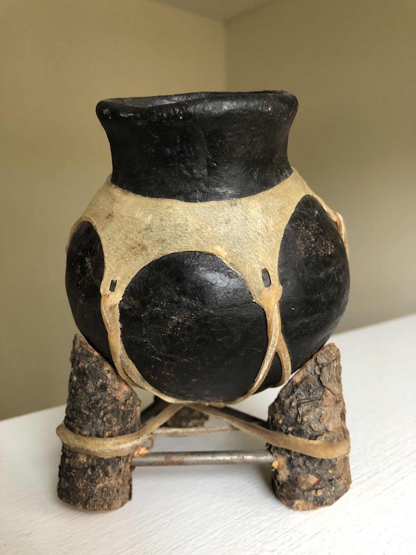 Authentic Tarahumara Pottery with Pine stand