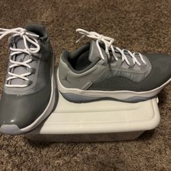 Nike-Jordan Low top- Gray/Youth 7