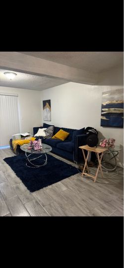 Sectional couch