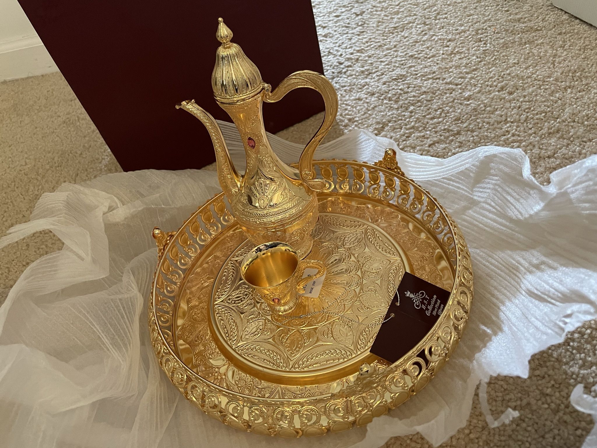 Tea Cups Set
