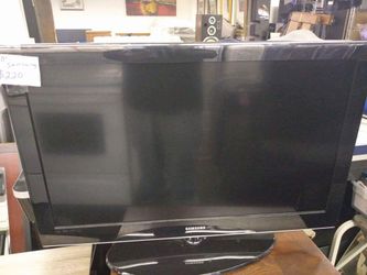 Nice 40" Samsung 40" flat screen tv