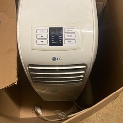 LG Portablr AC 8000 Btu