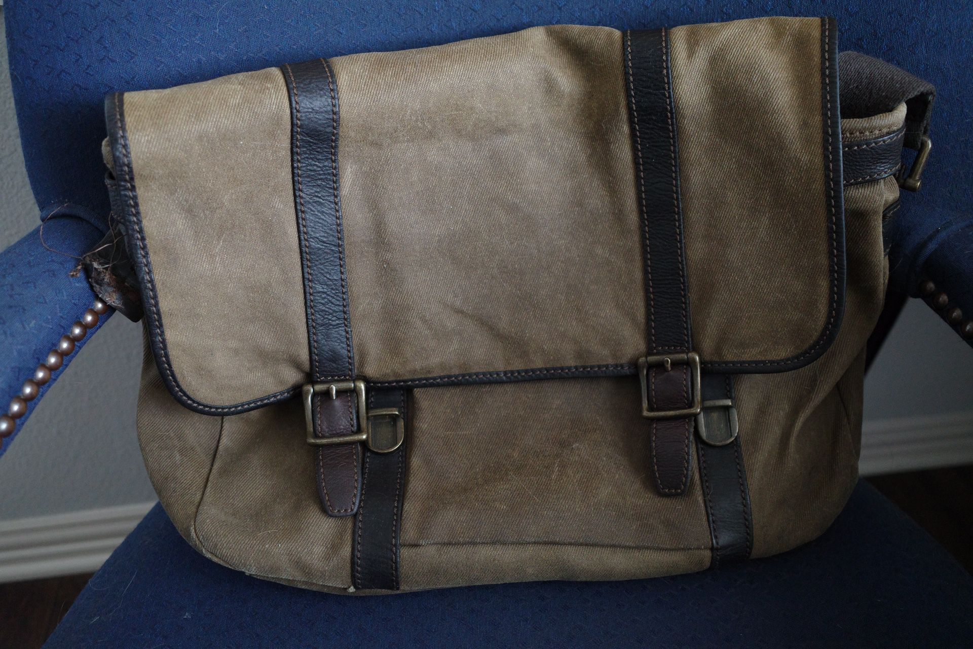 Fossil Leather Messenger Bag 