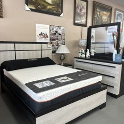 Queen 4pcs Bedroom Set $799