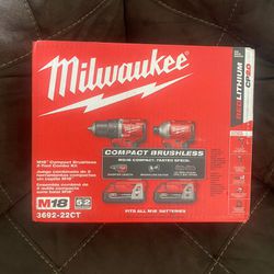 Milwaukee M18 18V Lithium-Ion Brushless Cordless Compact Drill/Impact Combo Kit (2-Tool) w/(2) 2.0 Ah Batteries, Charger & Bag