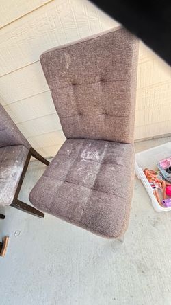 Gray Tufted Upholstered Accent Chair