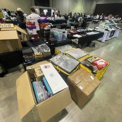 I AM BUYING ALL YOUR NEW AND USED SHOES, CLOTHING & DESIGNER PIECES