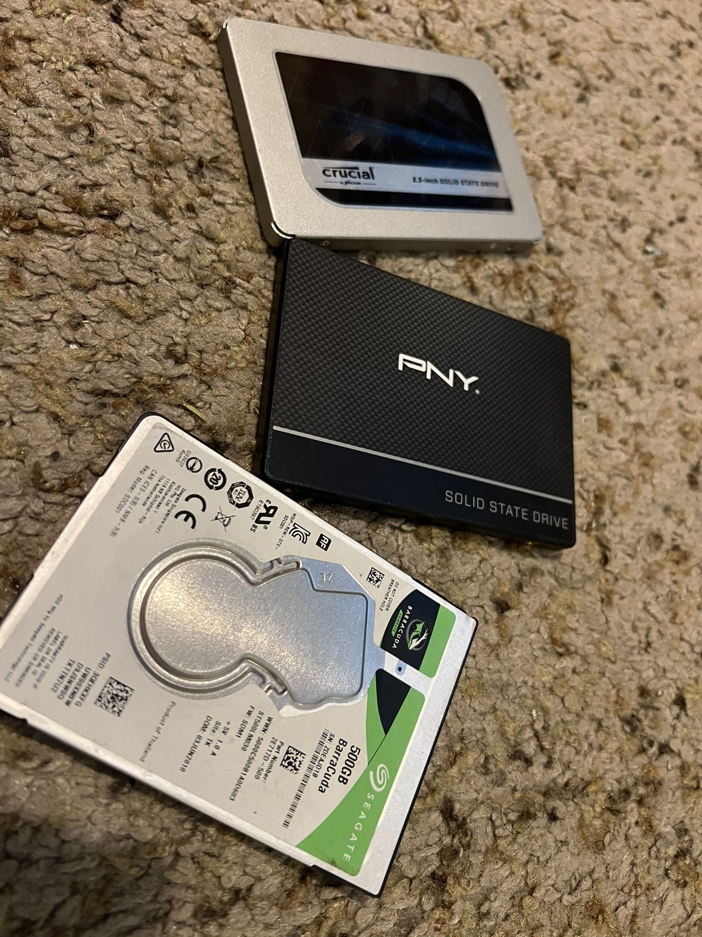 500gb SSD Hard Drive PNY Crucial