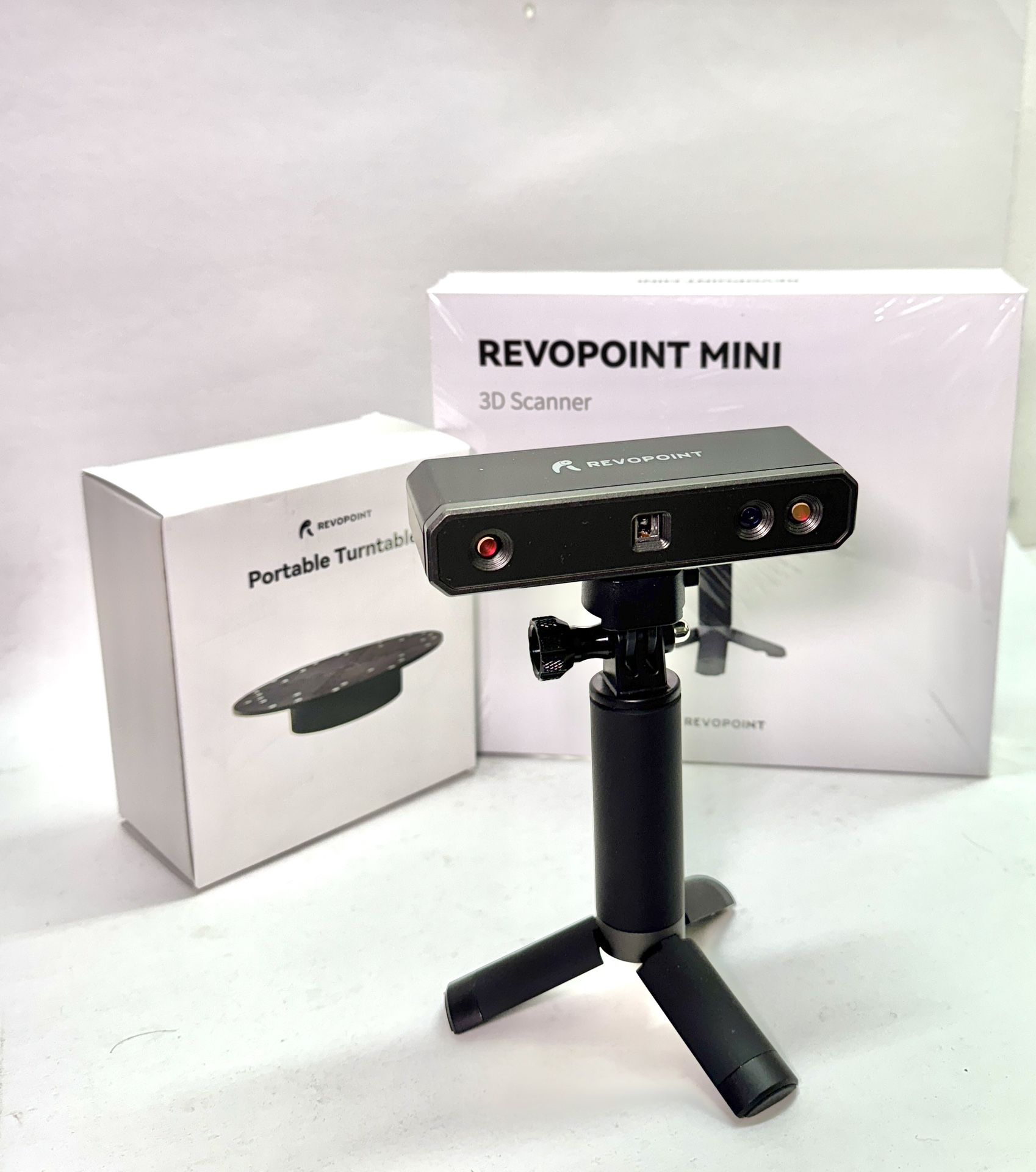Revopoint Mini 3d Scanner with turn table