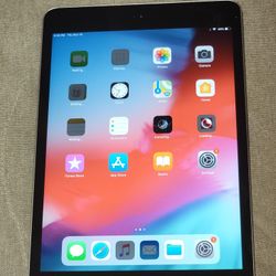 NICE BLACK Apple IPAD MINI 3 WITH 128GB STORAGE 