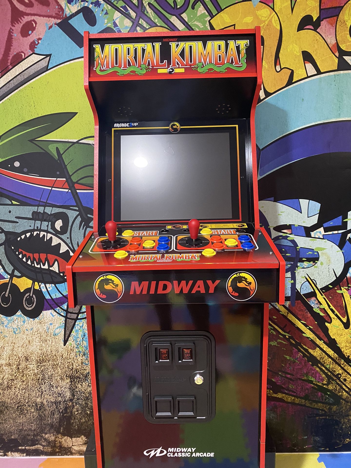 Mortal Combat Arcade game (Arcade1up)