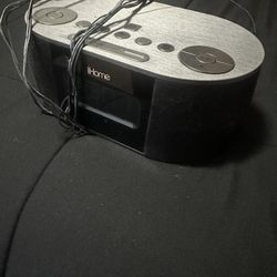 iHome iBT38 Bluetooth Clock with Alarm and FM Radio