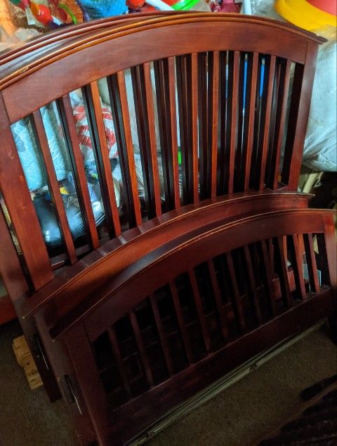 Baby Cheery Wood Crib