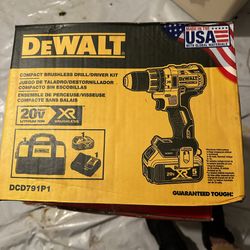 20V MAX XR Lithium-Ion Cordless Compact 1/2 in. Drill/Driver Kit, 20V MAX 5.0Ah Battery, and Charger
