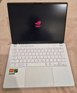 ASUS ROG Zephyrus G14 14” gaming laptop