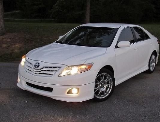 2O11 Toyota Camry final price 12OO$