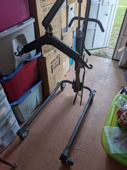 Drive Hydraulic Patient Lift with Sling Hooks