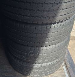 245 75 16 Firestone Set of 4 Used in Excellent Condition