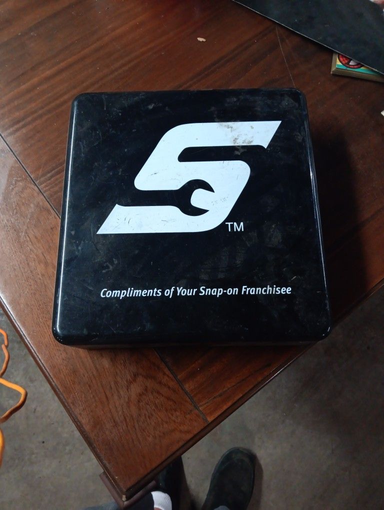 Snap on Metal Box