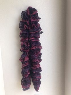 Fancy Ruffle scarf color Maroon
