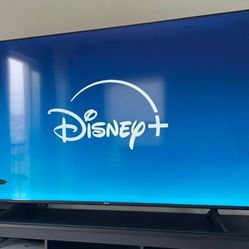 TV Hisense Hisense 75" Class R6 4K UHD LED Roku Smart TV - 75R6030K
