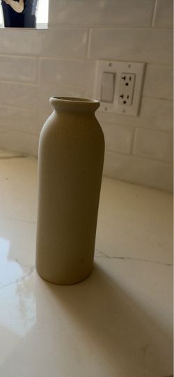 Ceramic vase