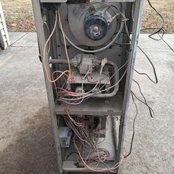 Furnace  ducane, gas