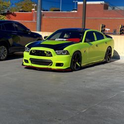 2012 Dodge Charger Srt8 
