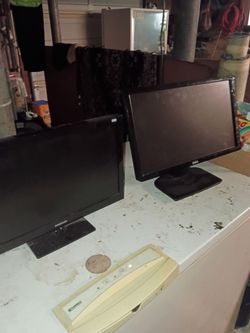 Samsung and Dell Flat Screen Monitors