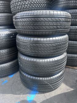 Set Of Four Used Tires Micheline 215/55R17$280