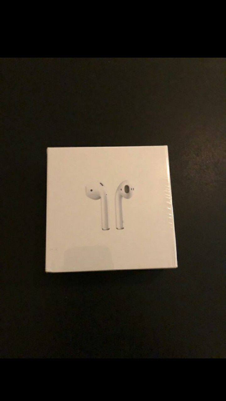 Airpods with wireless charging case (read description)