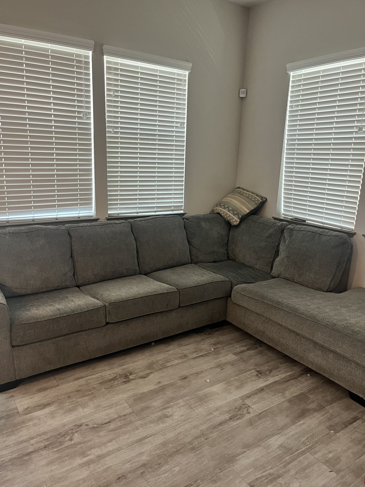L Couch With End Lounger