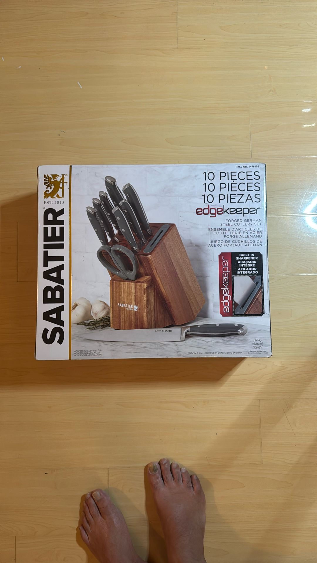 Sabatier 10-Piece Edgekeeper® Forged German Steel Cutlery Set