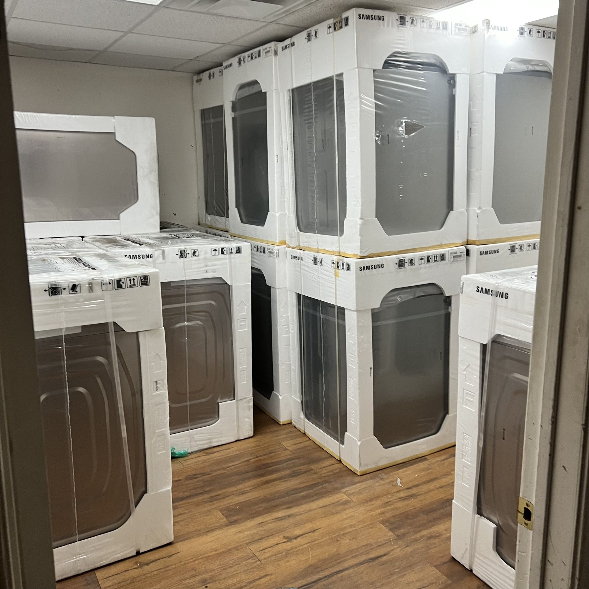 BRAND NEW SAMSUNG TOP LOAD WASHERS