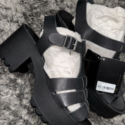 Forever 21 Platform Sandles