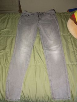 Light grey skinny jeans
