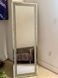 Fancy mirror espejo