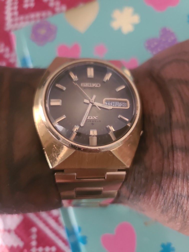 Beautiful Vintage Seiko Men's Gold