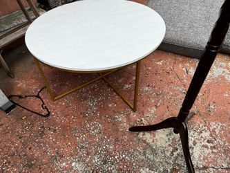Round Table
