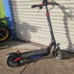 Engwe Y400 Electric Scooter 