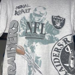 Salem 1990s Raider Tee 