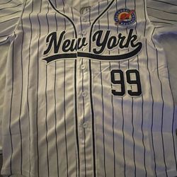 BRAND NEW YANKEES JERSEY